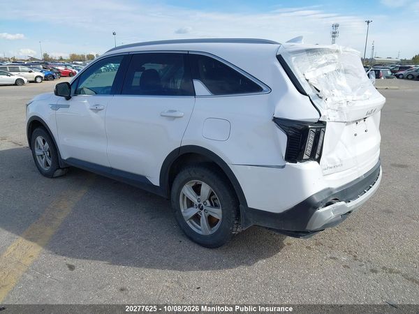 2025 KIA SORENTO LX — I3