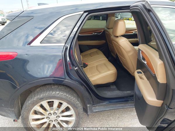 2017 CADILLAC XT5 PLATINUM