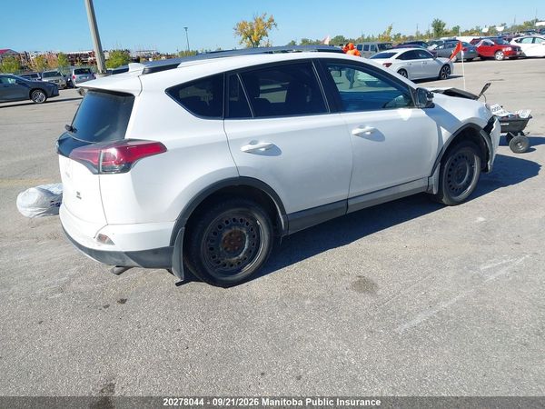 2016 TOYOTA RAV4 SE — I4
