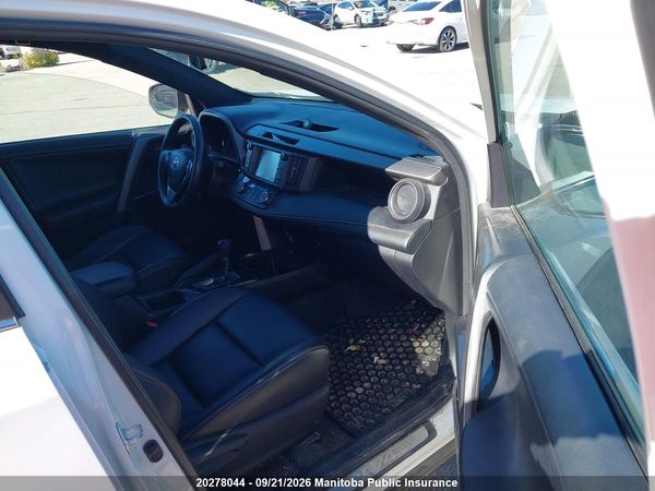 2016 TOYOTA RAV4 SE — I5
