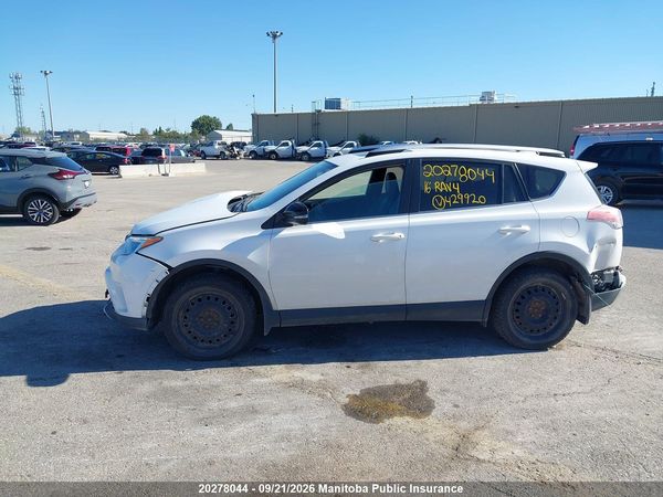 2016 TOYOTA RAV4 SE — I14
