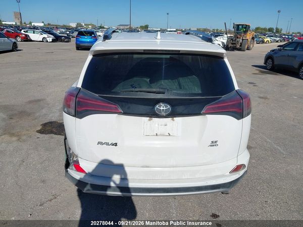 2016 TOYOTA RAV4 SE — I16
