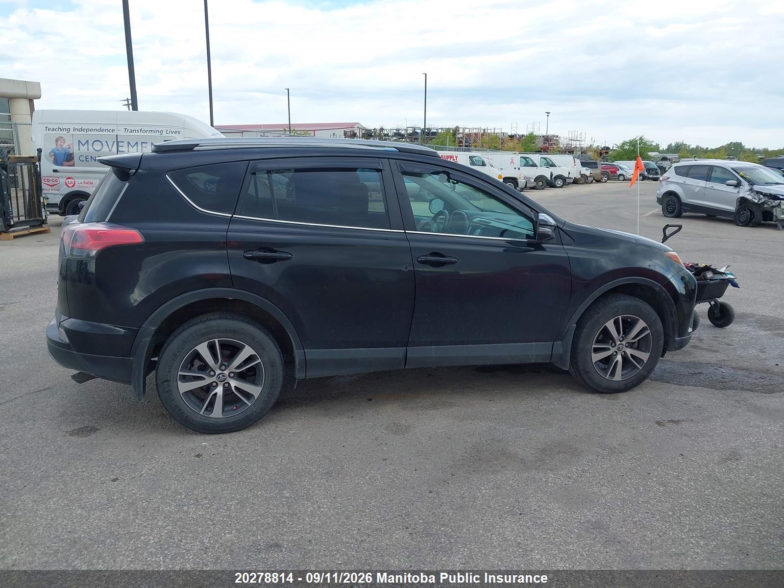 2018 TOYOTA RAV4 XLE