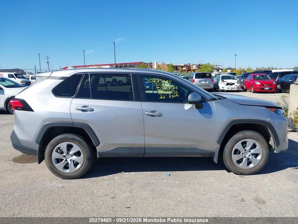 2022 TOYOTA RAV4 LE — I13
