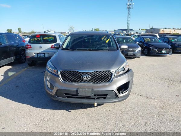 2016 KIA SORENTO LX — I12