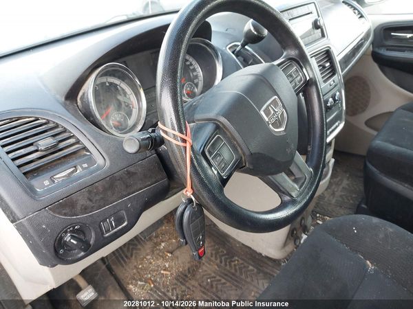 2016 DODGE GRAND CARAVAN SE — I12