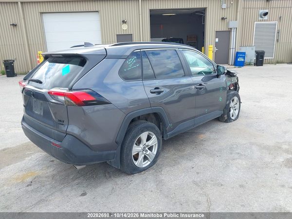 2021 TOYOTA RAV4 XLE — I4