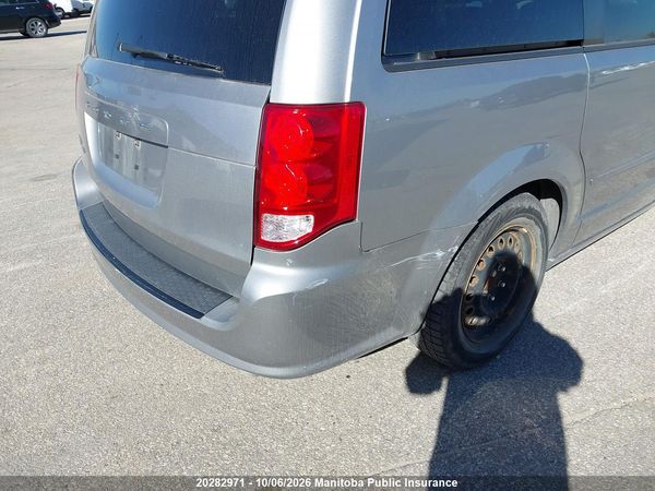 2016 DODGE GRAND CARAVAN SXT — I6