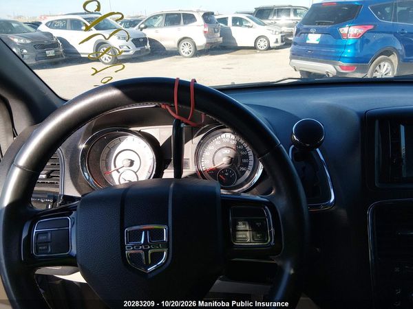 2014 DODGE GRAND CARAVAN SXT — I7