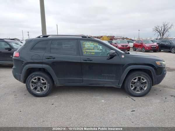 2019 JEEP CHEROKEE TRAILHAWK — I13