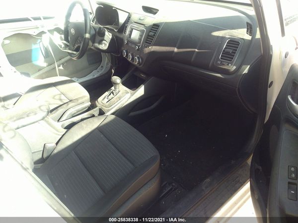 2017 KIA FORTE LX