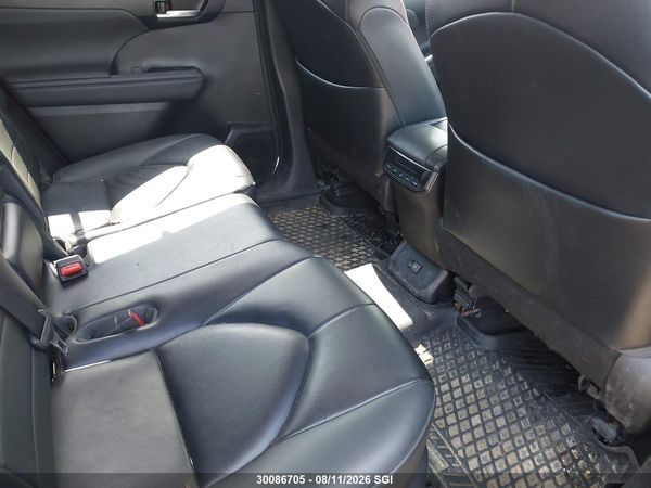 2023 TOYOTA HIGHLANDER