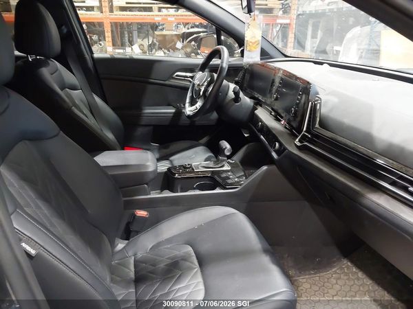 2025 KIA SPORTAGE LX