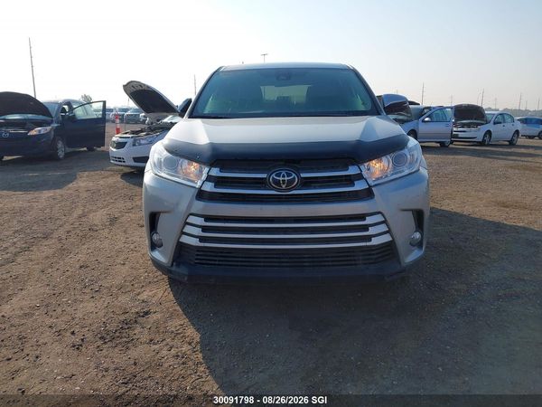 2018 TOYOTA HIGHLANDER LE/LE PLUS