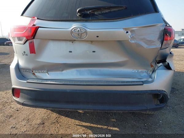2018 TOYOTA HIGHLANDER LE/LE PLUS