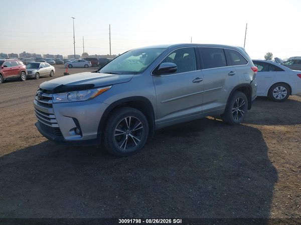 2018 TOYOTA HIGHLANDER LE/LE PLUS