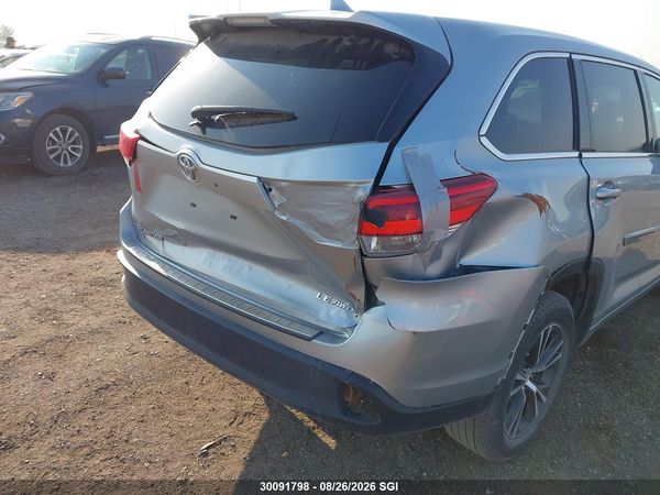 2018 TOYOTA HIGHLANDER LE/LE PLUS