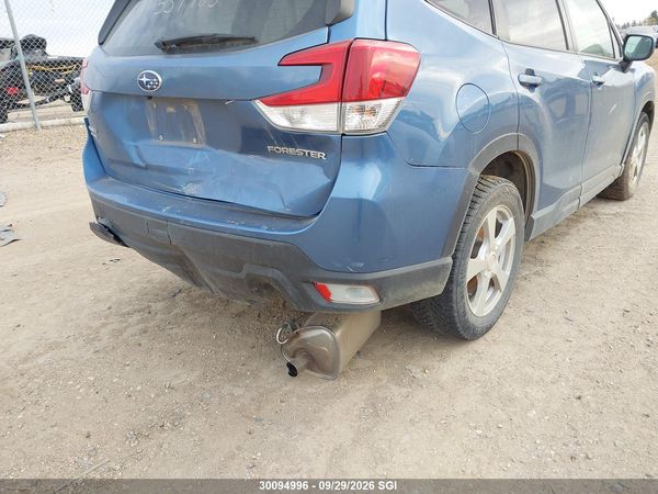 2019 SUBARU FORESTER PREMIUM — I6