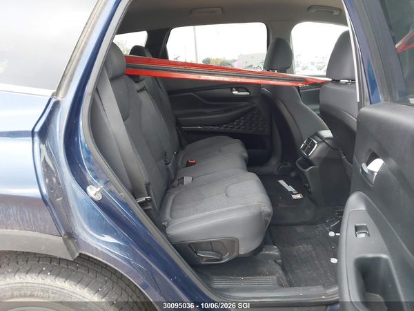 2019 HYUNDAI SANTA FE SE — I8