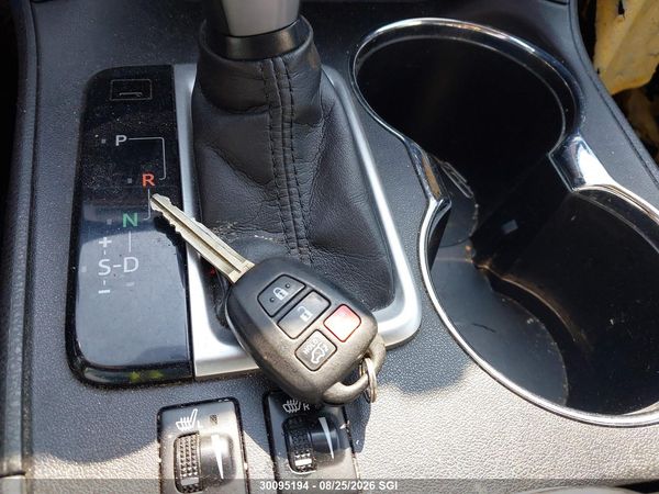 2016 TOYOTA HIGHLANDER LE/LE PLUS