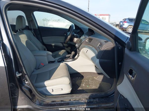 2016 ACURA ILX Premium/Tech
