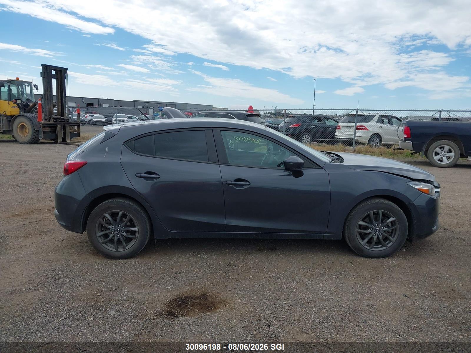 2017 MAZDA 3 Sport