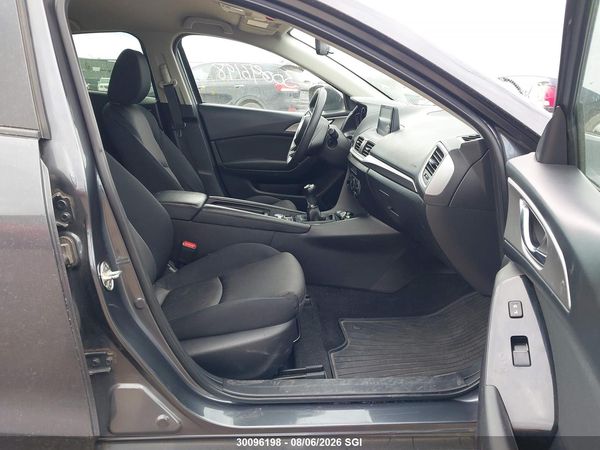 2017 MAZDA 3 Sport
