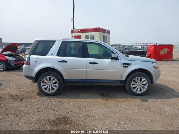 2014 LAND ROVER LR2 Base