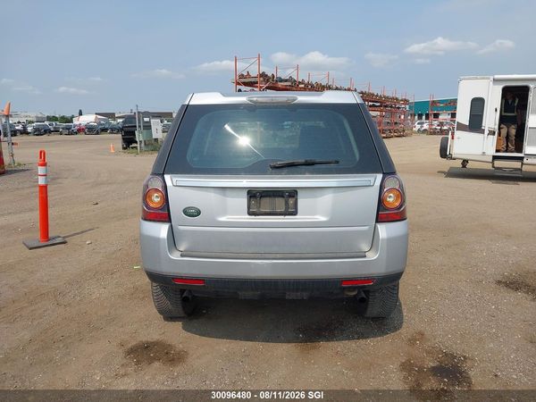 2014 LAND ROVER LR2 Base