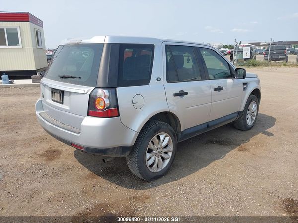 2014 LAND ROVER LR2 Base