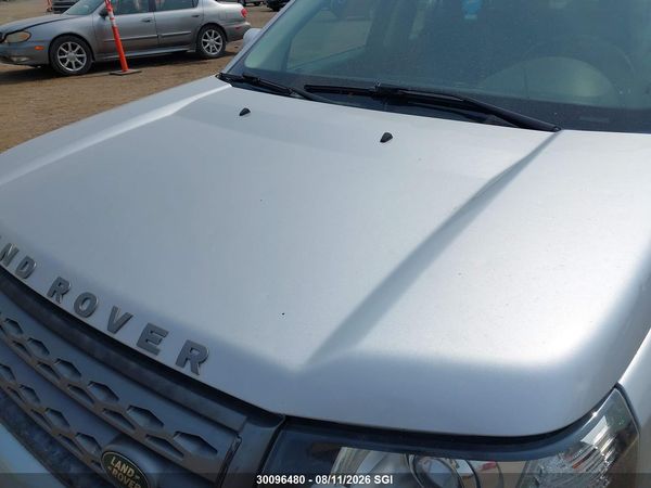 2014 LAND ROVER LR2 Base