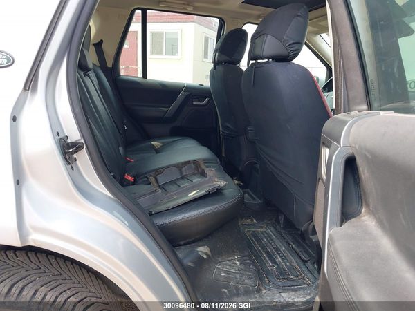 2014 LAND ROVER LR2 Base