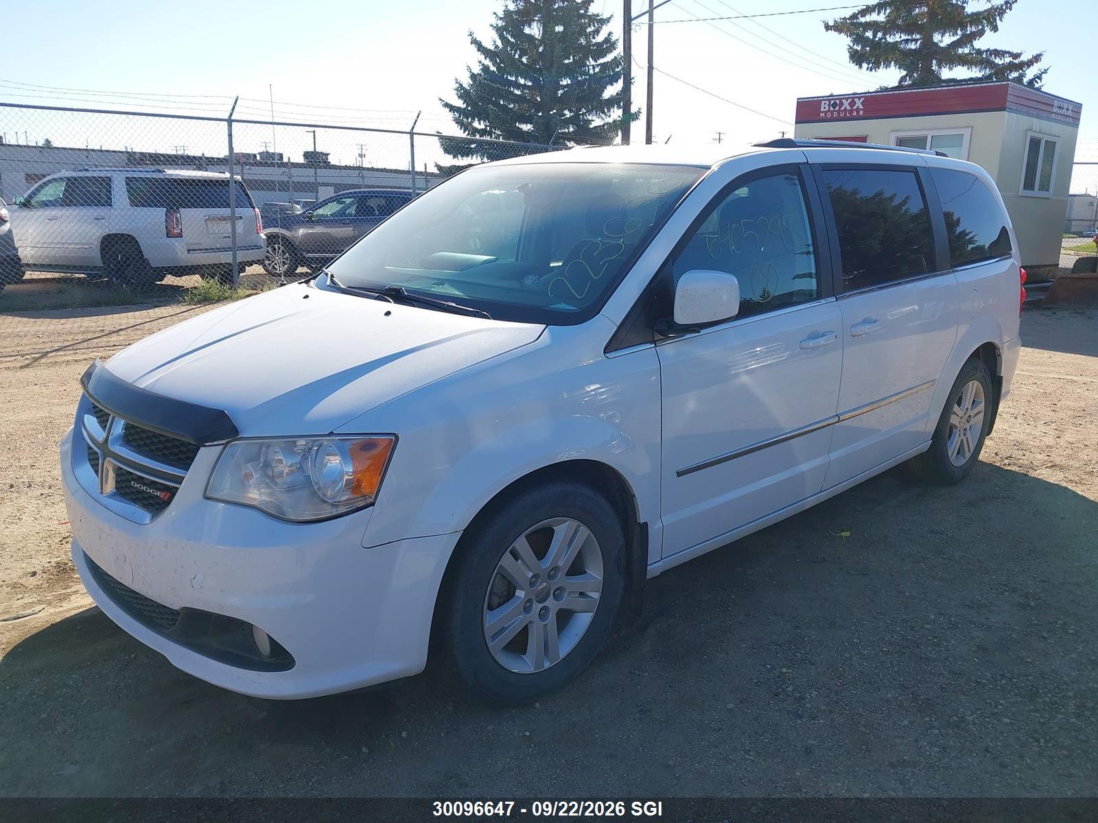 2016 DODGE GRAND CARAVAN CREW — I2