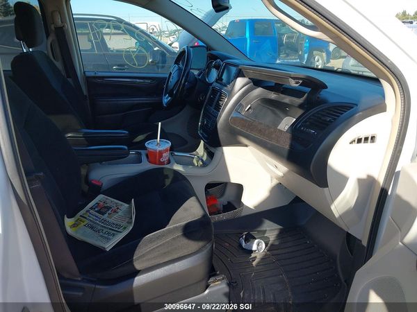 2016 DODGE GRAND CARAVAN CREW — I5