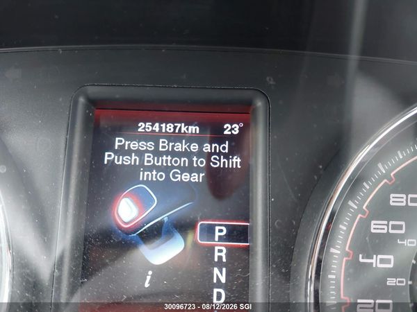 2012 DODGE CHARGER SE