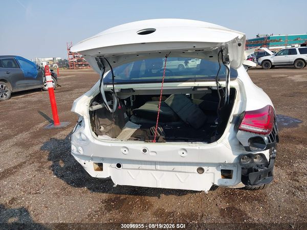 2023 MERCEDES-BENZ CLA 250 4MATIC