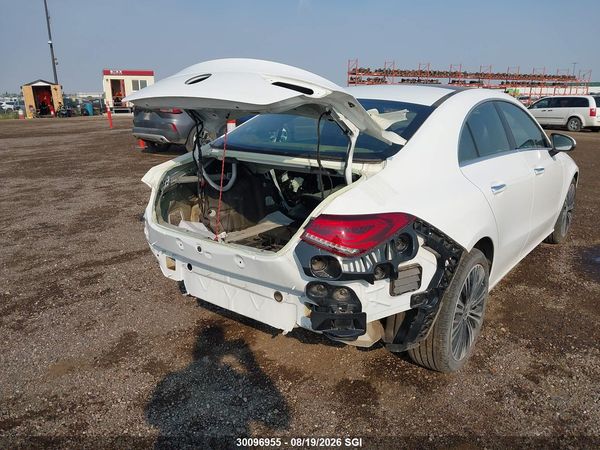 2023 MERCEDES-BENZ CLA 250 4MATIC