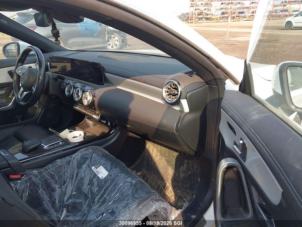 2023 MERCEDES-BENZ CLA 250 4MATIC