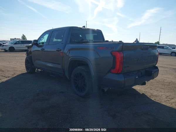 2022 TOYOTA TUNDRA CREWMAX SR/CREWMAX SR5