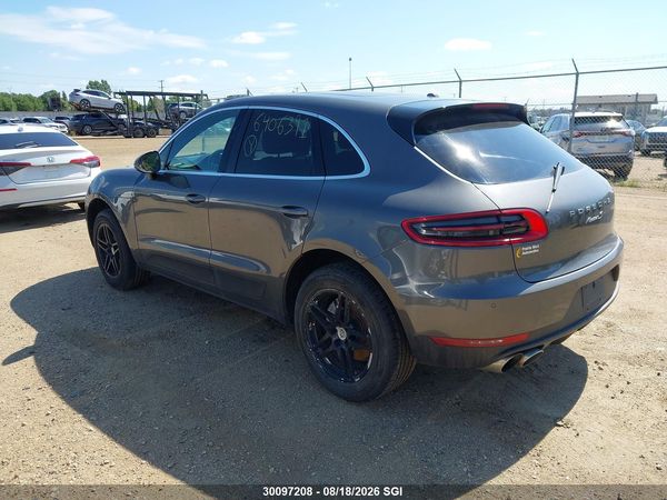 2015 PORSCHE MACAN S