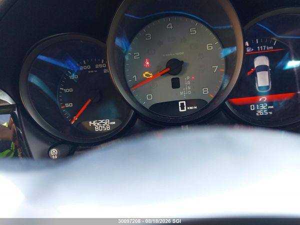 2015 PORSCHE MACAN S
