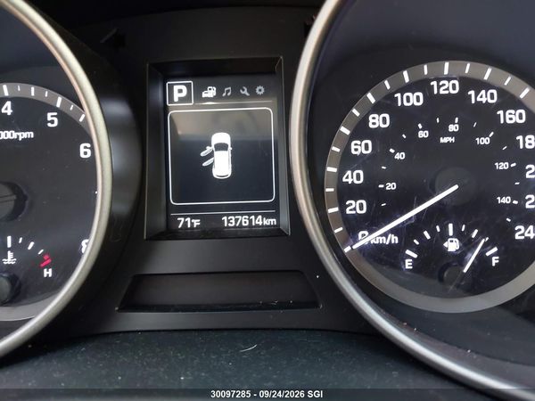 2018 HYUNDAI SANTA FE SE/LIMITED — I15