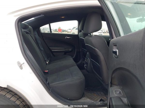 2014 DODGE CHARGER SE