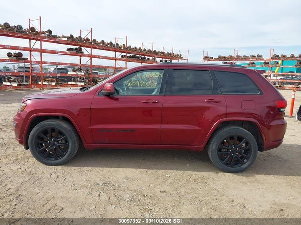 2020 JEEP GRAND CHEROKEE LAREDO