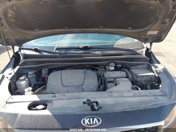 2017 KIA SEDONA LX