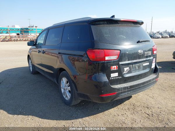 2017 KIA SEDONA LX