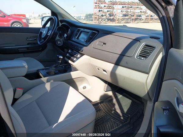 2017 KIA SEDONA LX