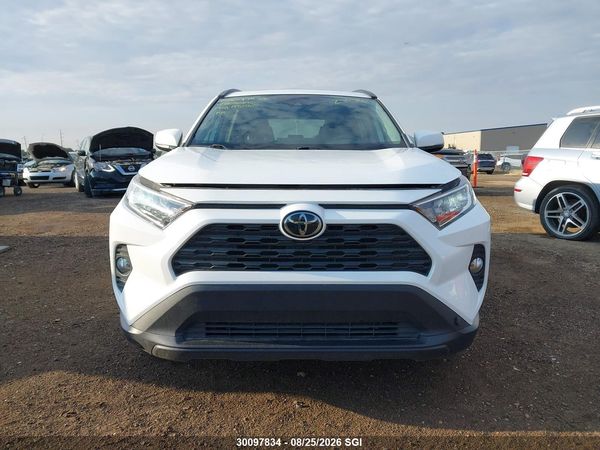 2021 TOYOTA RAV4 XLE/XLE PREMIUM
