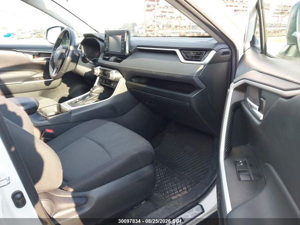 2021 TOYOTA RAV4 XLE/XLE PREMIUM