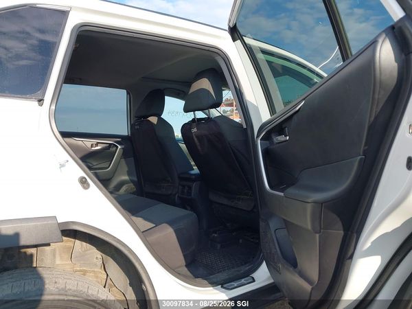 2021 TOYOTA RAV4 XLE/XLE PREMIUM